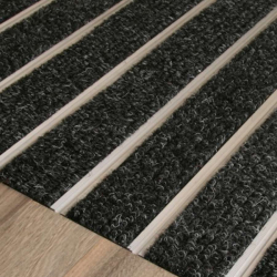 Teppich aus Aluminium Tapis aluminium 17 mm + - 666 - 